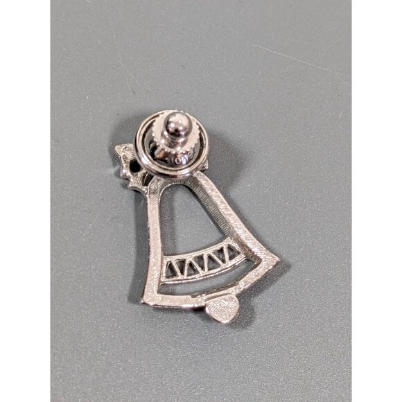 Vintage Avon Christmas Bell Silver Tone Pin Brooch Pin - Picture 7 of 8
